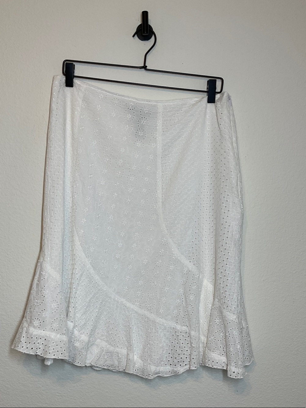 Apostrophe White Eyelet Skirt size 12